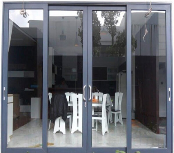 cửa đi lùa 4 cánh xingfa hệ 55