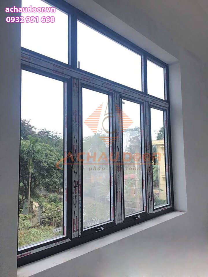 Mẫu cửa sổ 4 cánh mở bật nhôm Xingfa