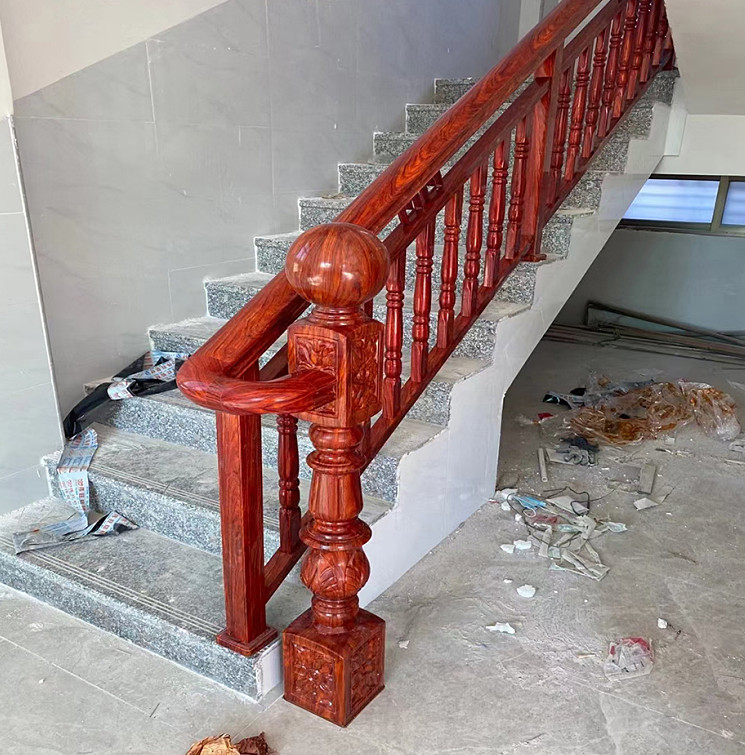 tay vịn cầu thang nhôm giả gỗ